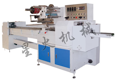 450無托盤全自動枕式食品包裝機